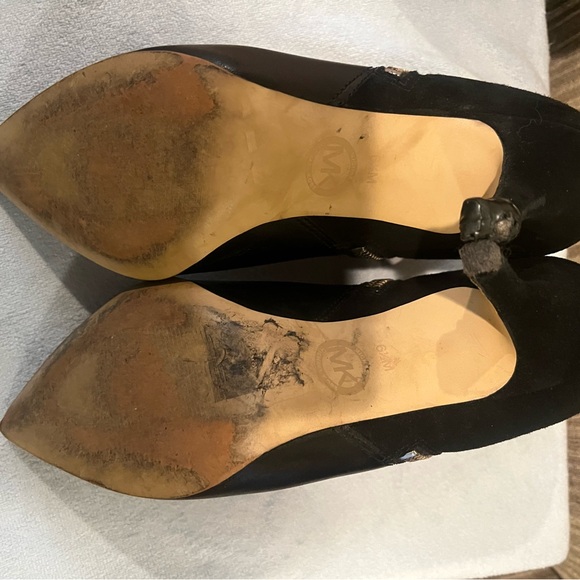 Michael Kors 6.5 Black Booties Leather and Suede. Please look at photos & notes - Picture 5 of 8